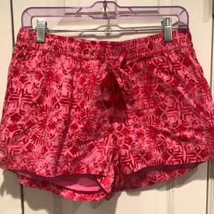 Vineyard Vines Women's Pink Printed Flowy Shorts